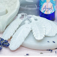 Load image into Gallery viewer, White Ceramic Feather Decorations
